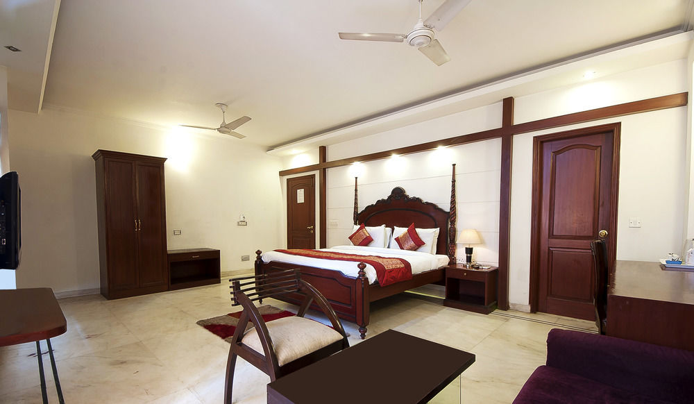Hotel Comfort Zone Greater Kailash Nuova Delhi Esterno foto